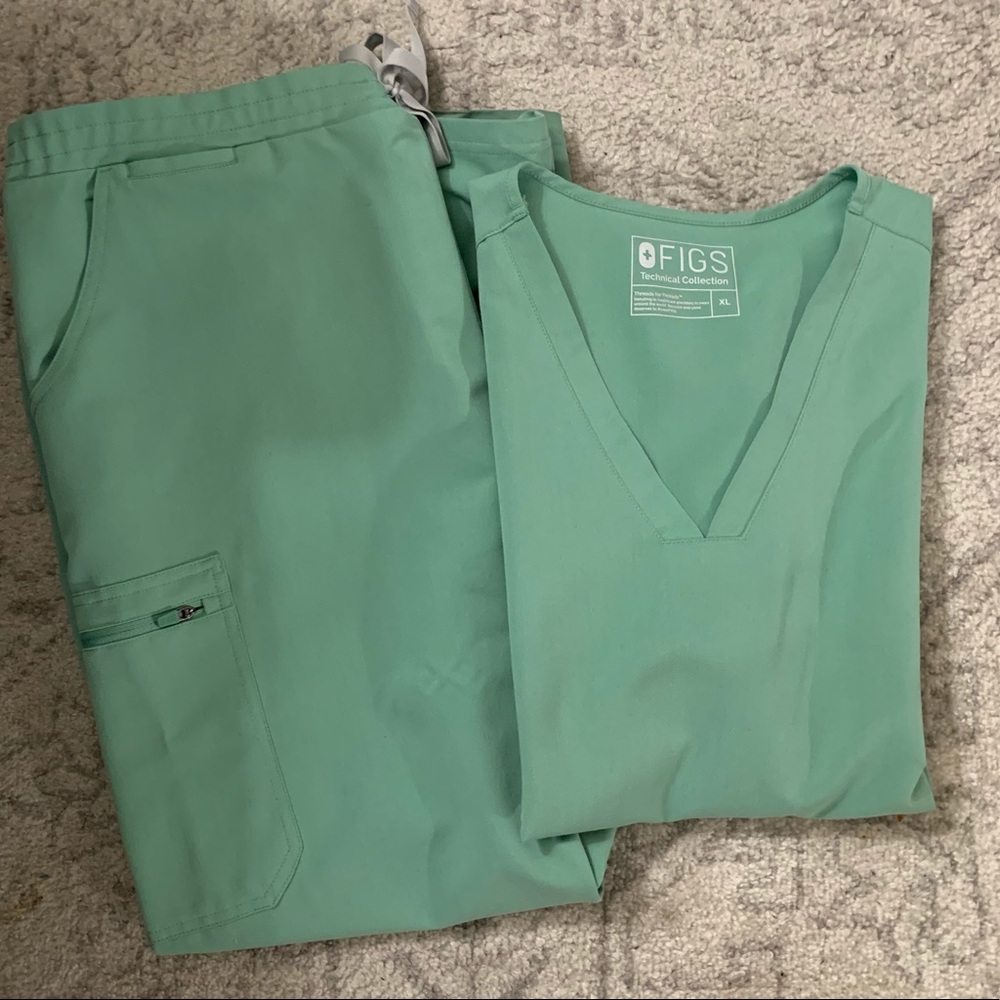 figs jade scrubs set XL/P